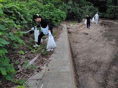 東大川河口部付近の清掃=補正後.JPG